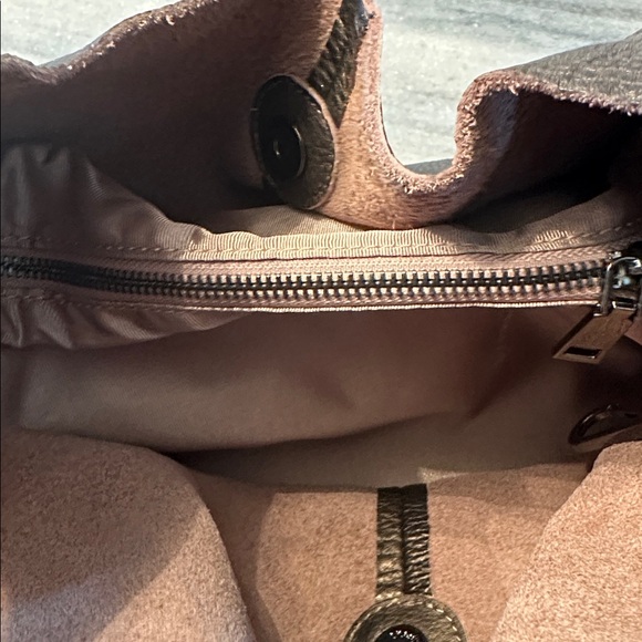 ANA FAYE NWT -Helena hobo bag in bronze metallic leather - Picture 5 of 8